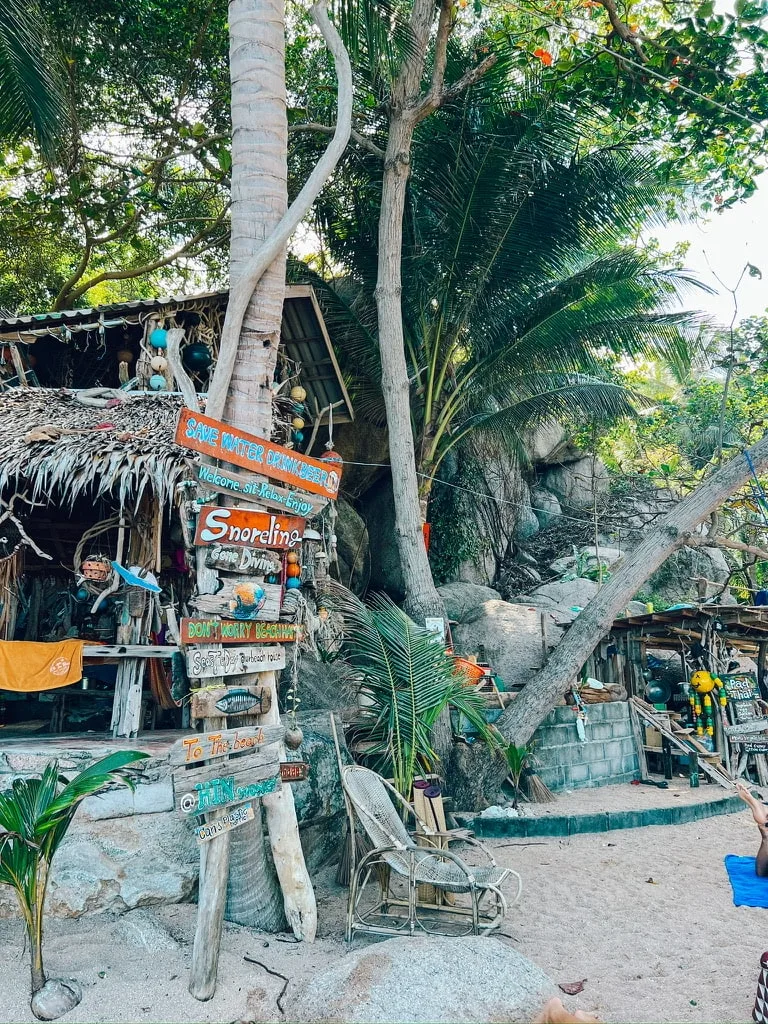 freedom beach bar hin wong bay